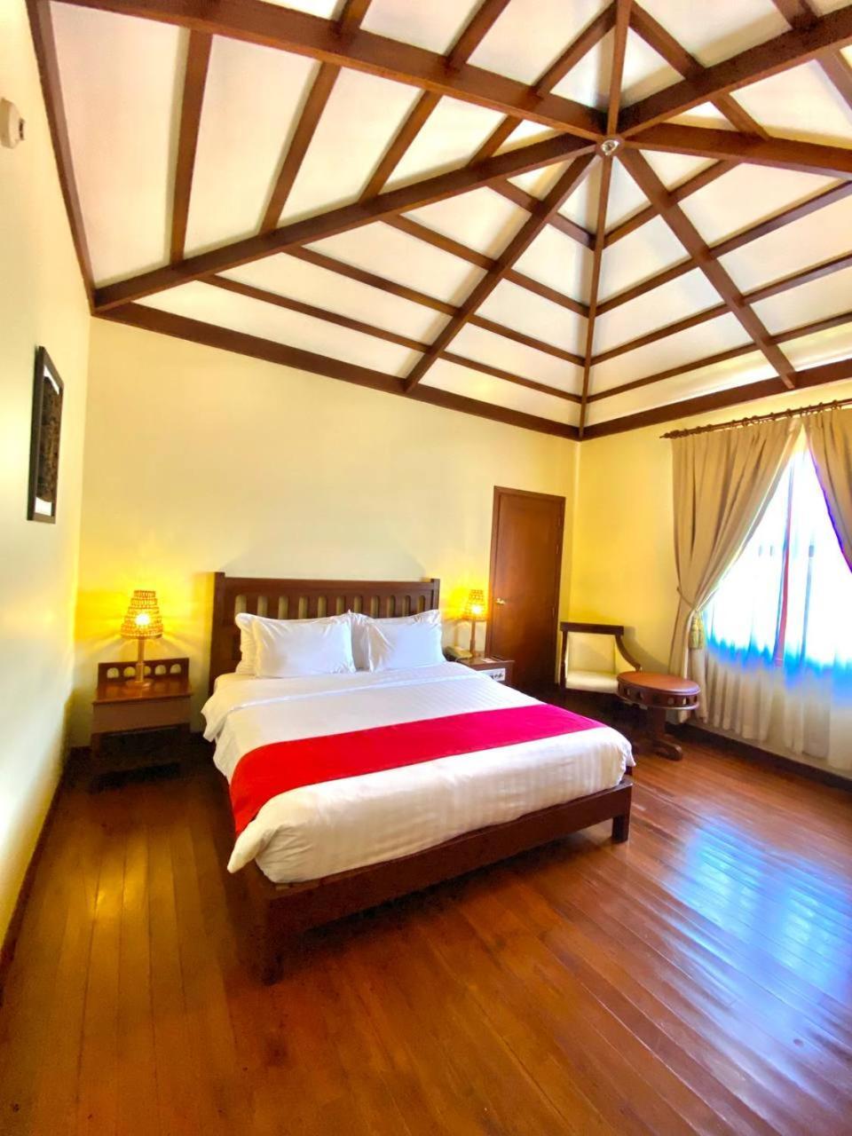 Royal Angkor Resort & Spa Siem Reap Luaran gambar